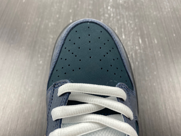 CONCEPTS X NIKE SB DUNK LOW Blue Lobster 313170-342