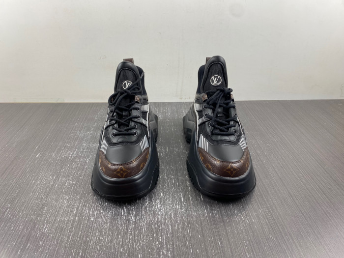 LUSV SNEAKERS