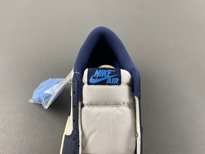 Air Jordan 1 Low OG Obsidian UNC CZ0790-400