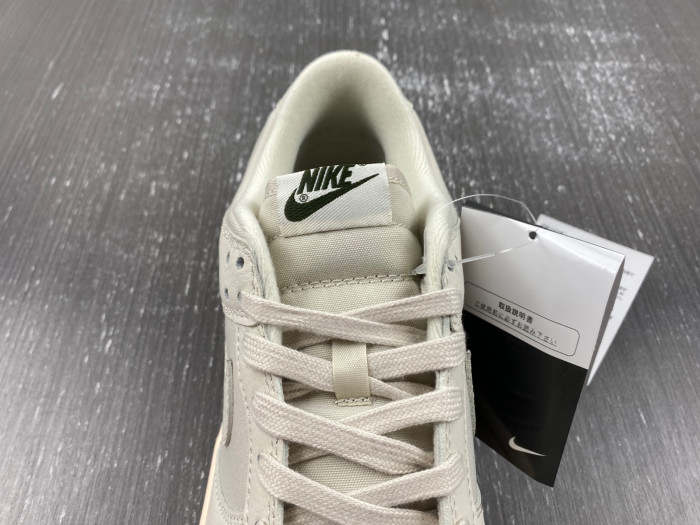 Nike Dunk Low Premium Light Orewood Brown DZ2538-100