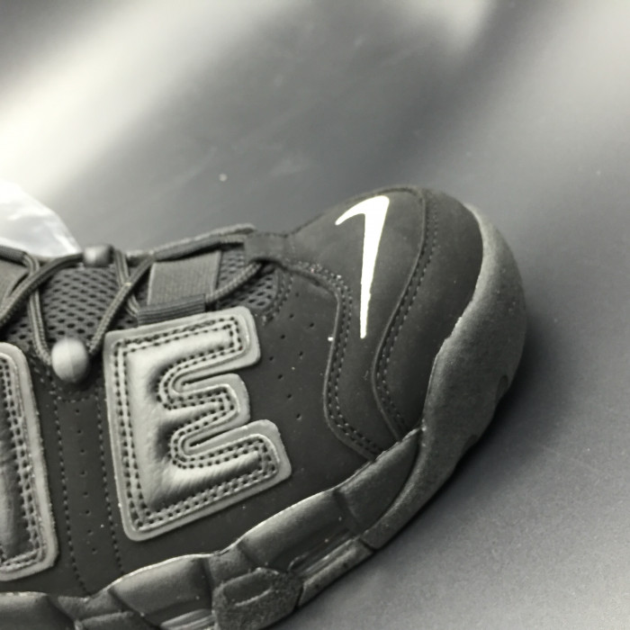 nike S*p*e x air more uptempo 