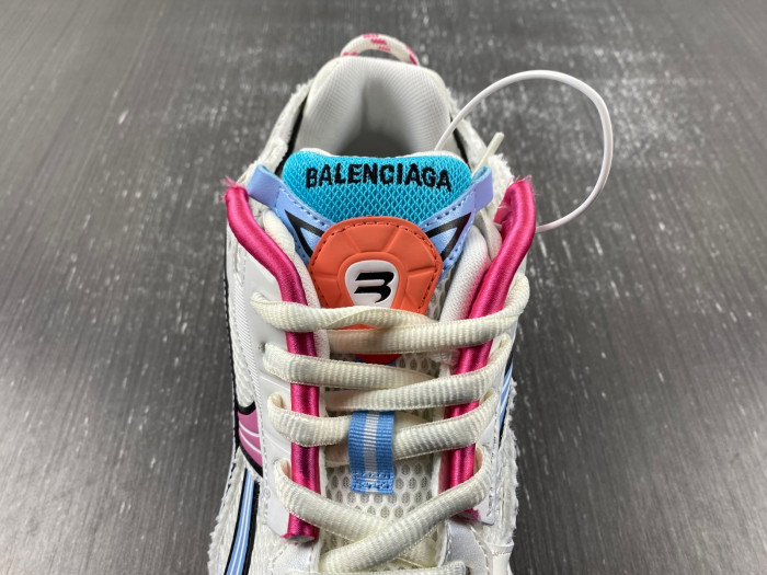BALCIA RUNNER SNEAKER