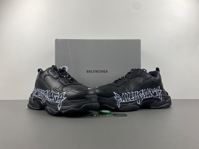 BALCIA TRIPLE S SNEAKER