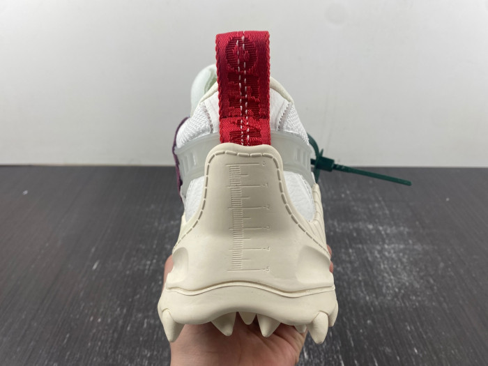 OFW C/O ODSY-1000 SNEAKER