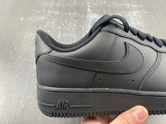 Nike Air Force 1 Low 