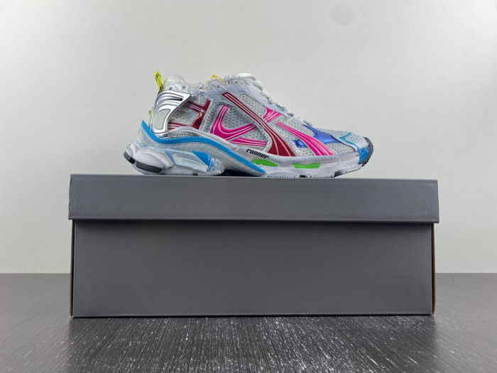 BALCIA RUNNER SNEAKER