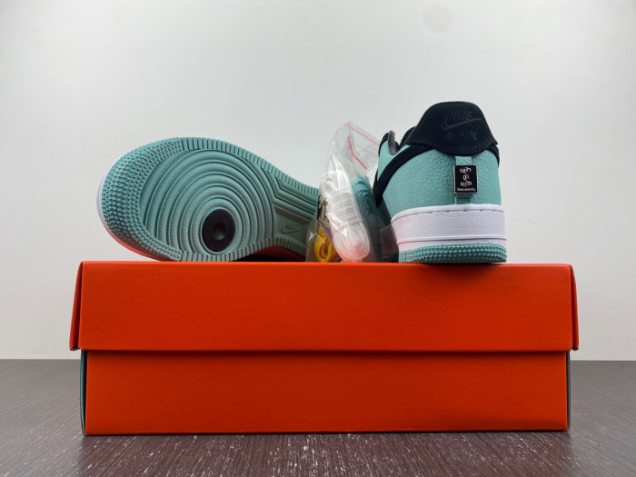nike air force 1 low T*f*ny & co. 1837 dz1382-002