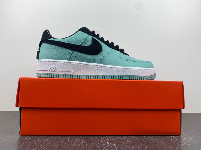 nike air force 1 low T*f*ny & co. 1837 dz1382-002