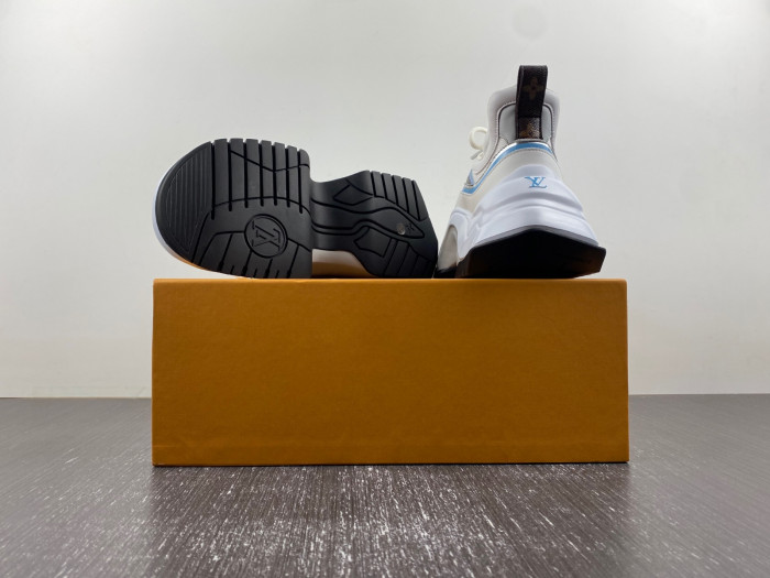 LUSV SNEAKERS