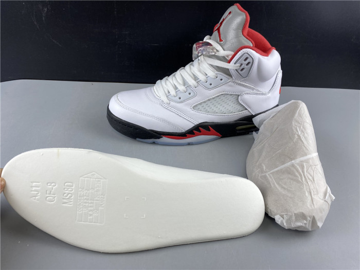 AIR JORDAN 5 FIRE RED 3M SILVER TONGUE 2020 DA1911-102