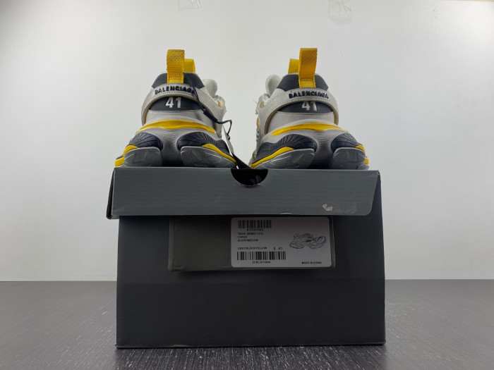 BALCIA RUNNER SNEAKER