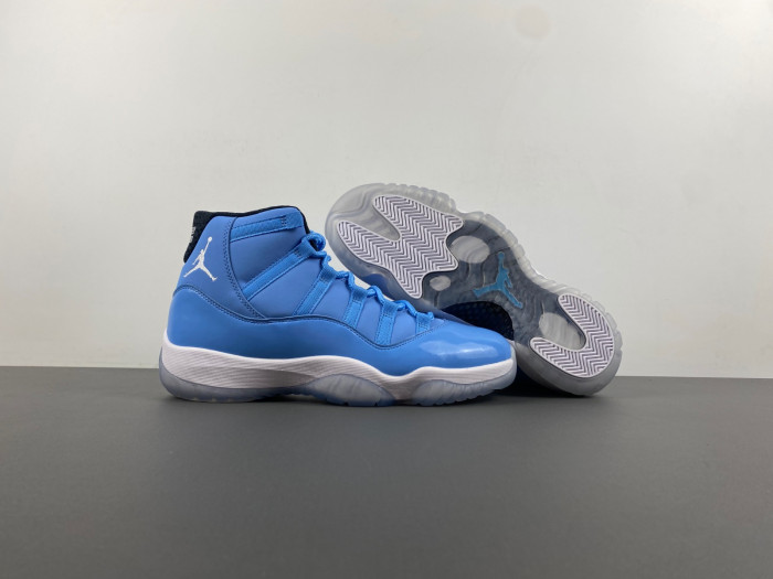 Air Jordan “Ultimate Gift of Flight” Pack 717602-900