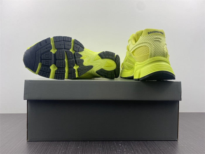BALCIA PHANTOM SNEAKER