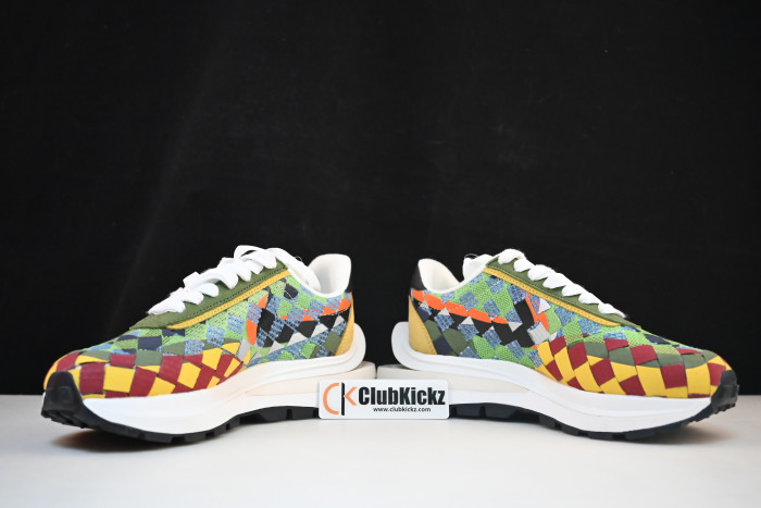 sacai x Nike LDVaporwaffle Mix Low Green Gusto DR5209 300