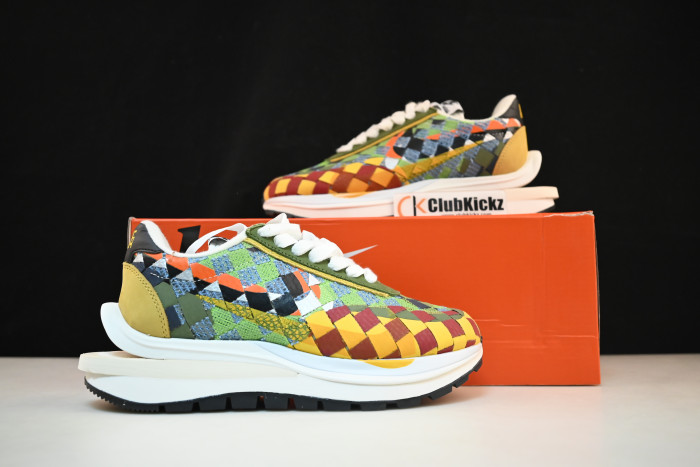 sacai x Nike LDVaporwaffle Mix Low Green Gusto DR5209 300
