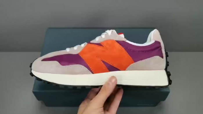 New Balance Size? x 327 