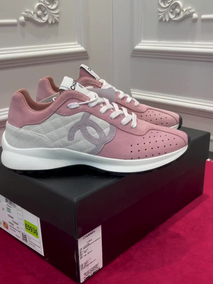 CHNL Sneaker