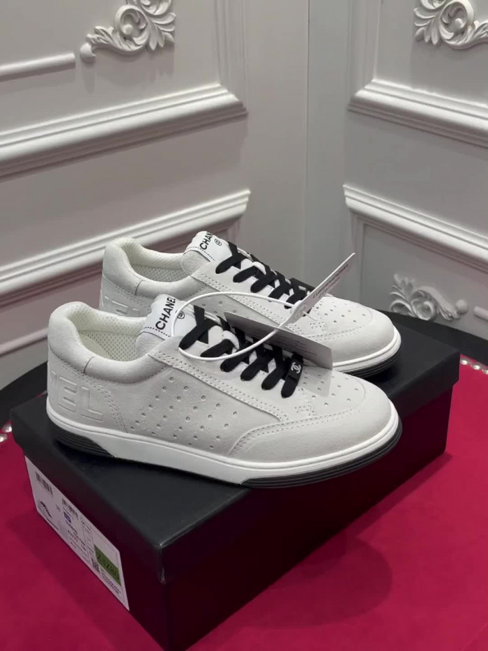 CHNL Sneaker