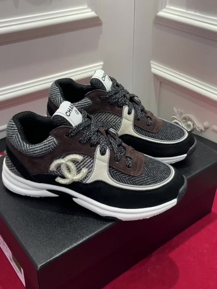 CHNL Sneaker