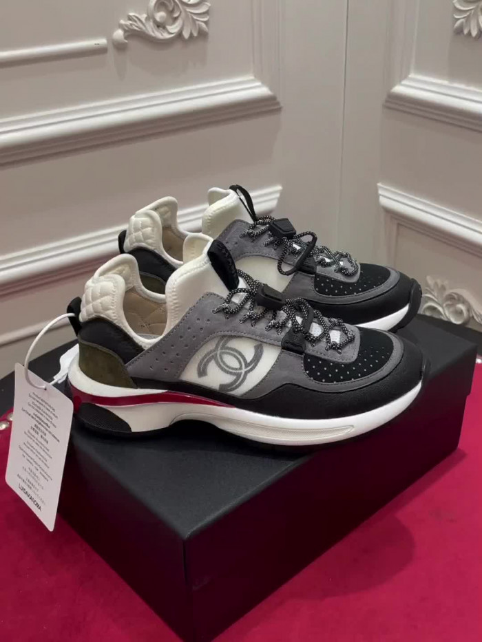 CHNL Sneaker
