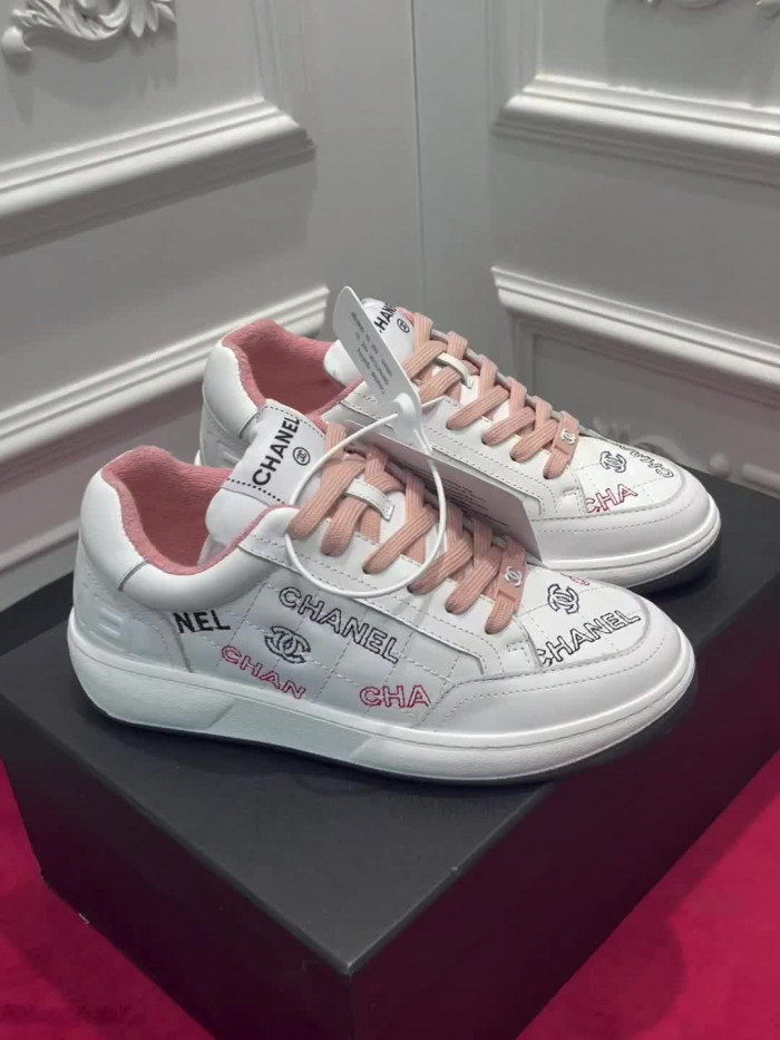 CHNL Sneaker