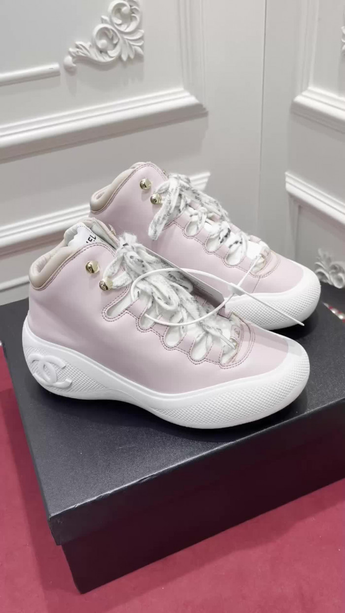 CHNL Sneaker
