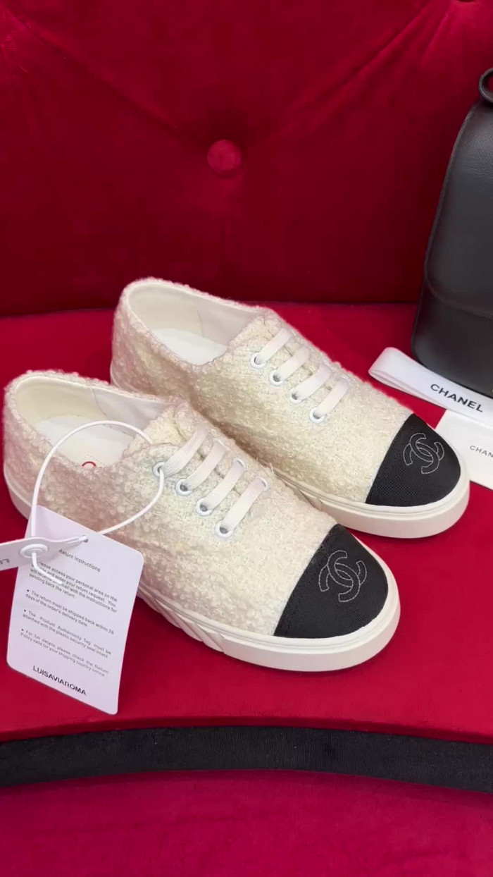 CHNL Sneaker