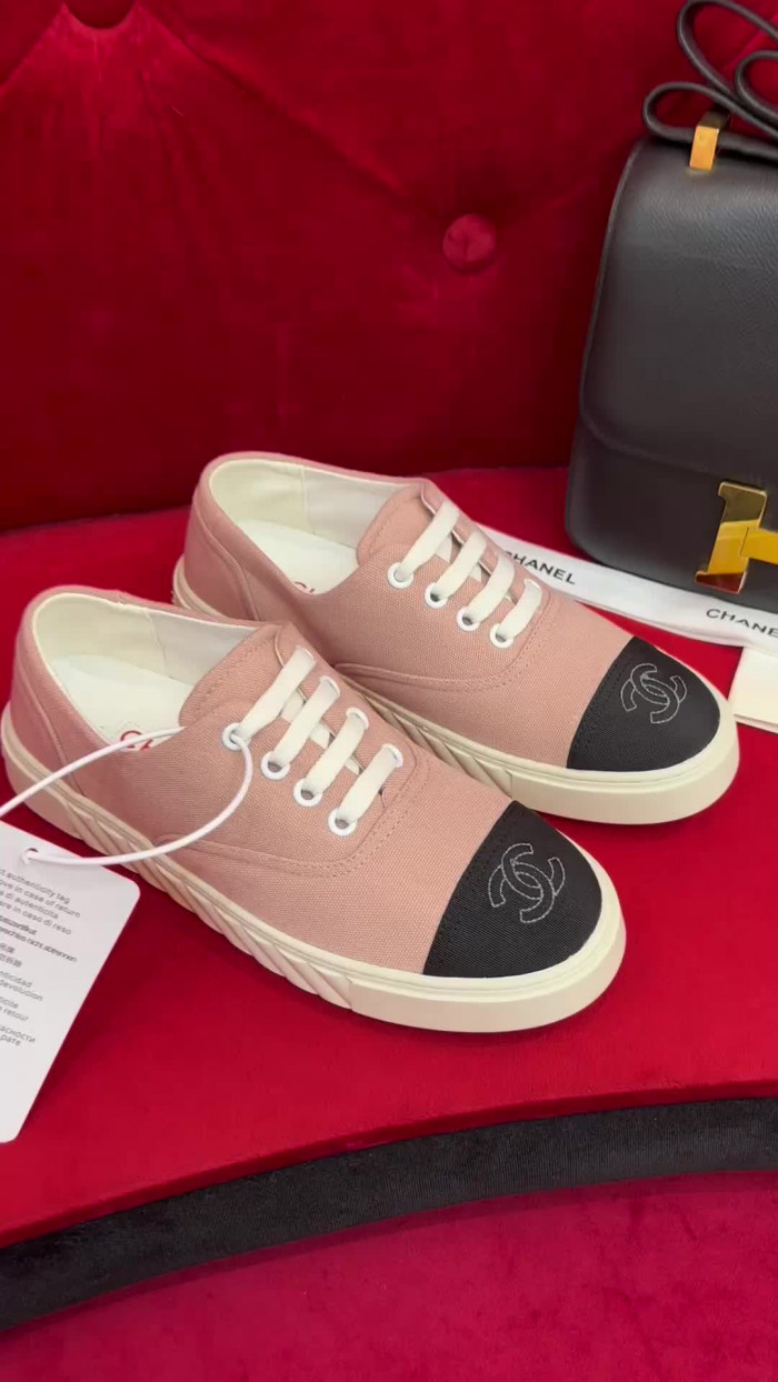 CHNL Sneaker
