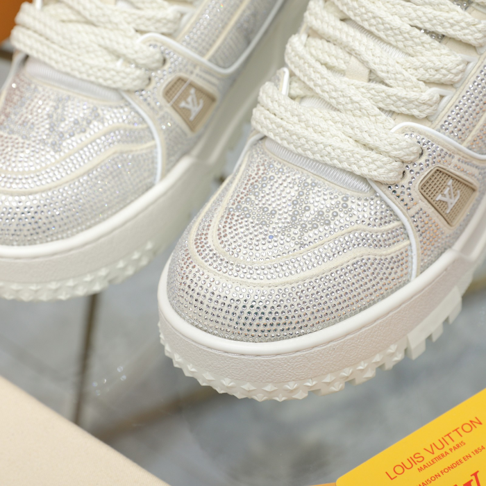 LUSV SNEAKERS