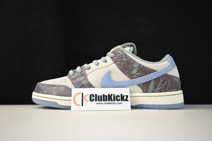 Nike Dunk Low SB 