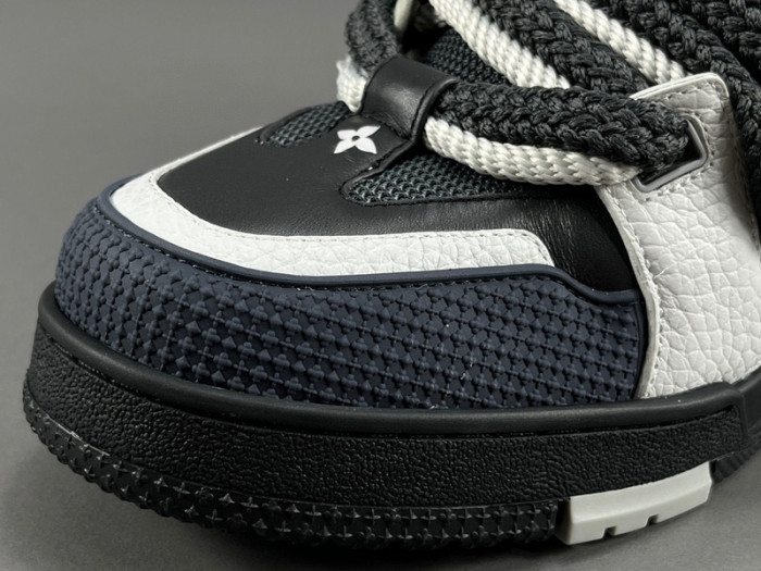 LUSV SNEAKERS