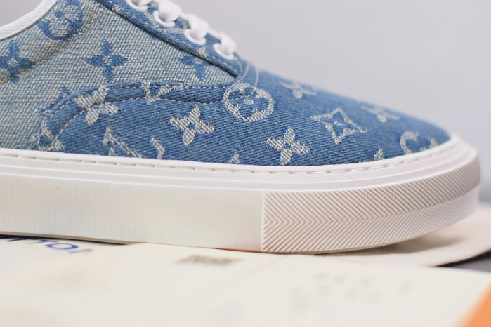 LUSV SNEAKERS