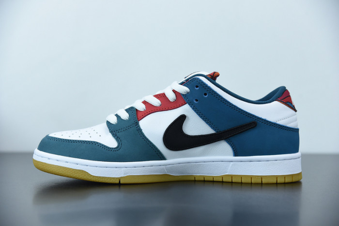 Parra Nike SB Dunk Low 2021 DH7695-100