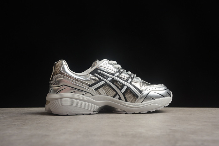 As*ic*s kiks x As*ic*s gel-1090 blade ''gray silver'' 1203a214-020