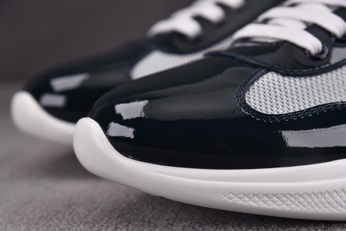 PRDA Sneaker
