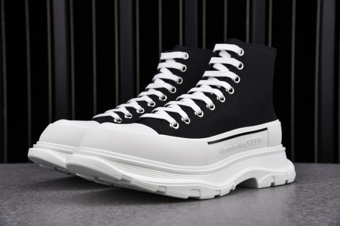 ALEXMQ Sneakers