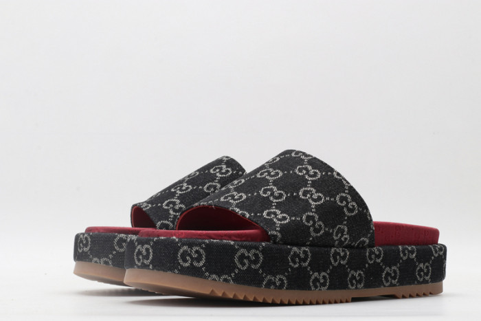 GCI GG Slide Sandal