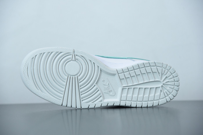 Nike Dunk Low Tropical Twist CW1590-101