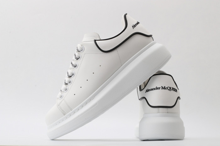 ALEXMQ Sneakers