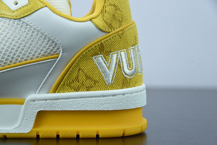 LUSV SNEAKERS