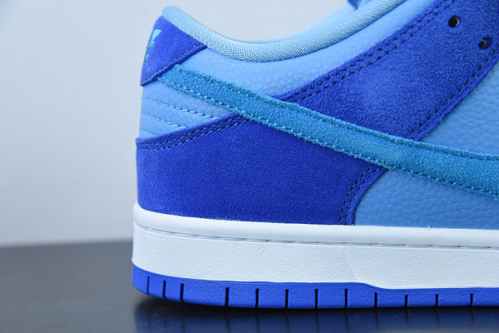 Nike SB Dunk Low Blue Raspberry DM0807-400