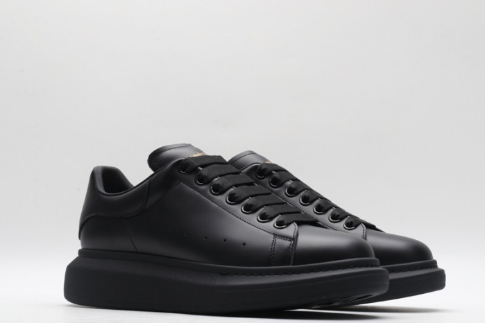 ALEXMQ Sneakers