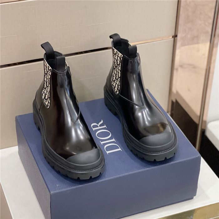 DOR BOOT