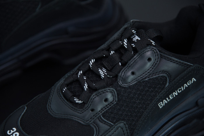 BALCIA Triple S Sneaker