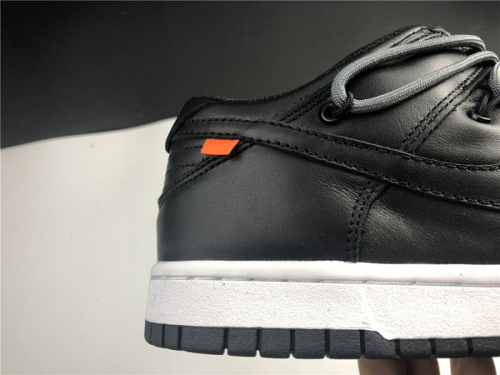 OFW x Nike Dunk CT0856-002