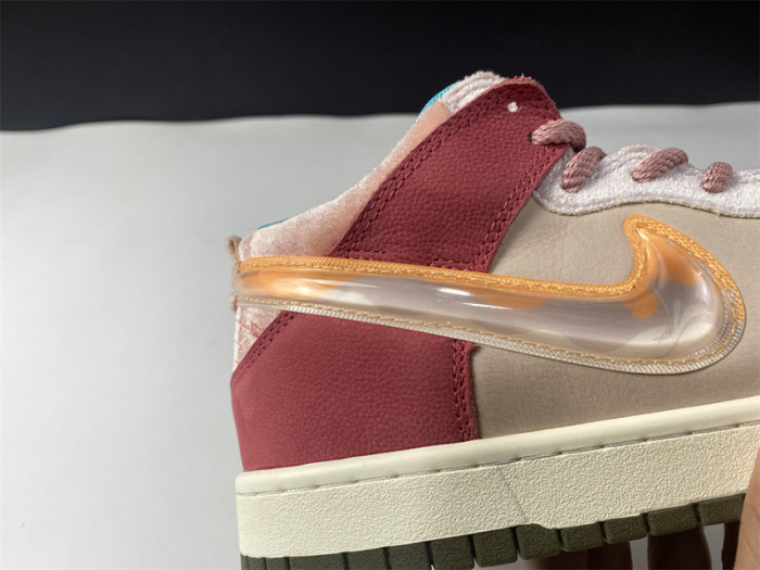 Social Status x Nk SB Dunk High Pro QS DJ1173-600