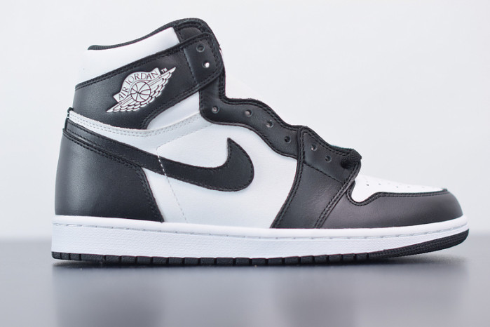 Air Jordan 1 Retro High OG ''Black/White'' 555088-010