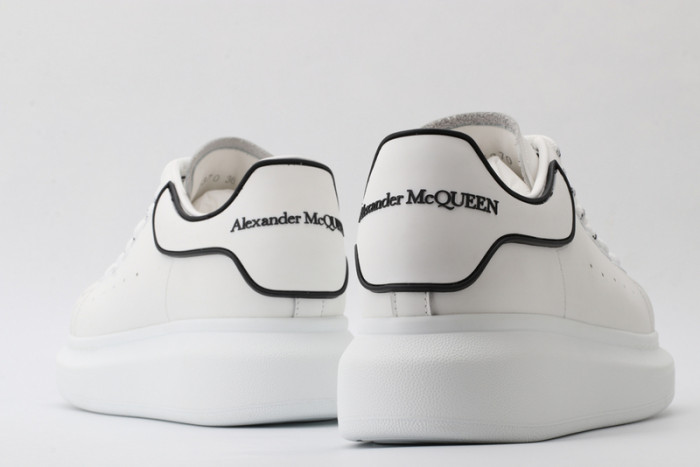 ALEXMQ Sneakers