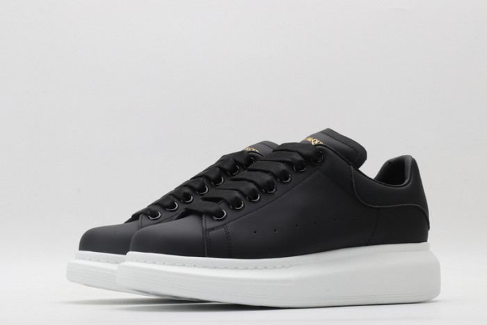 ALEXMQ Sneakers