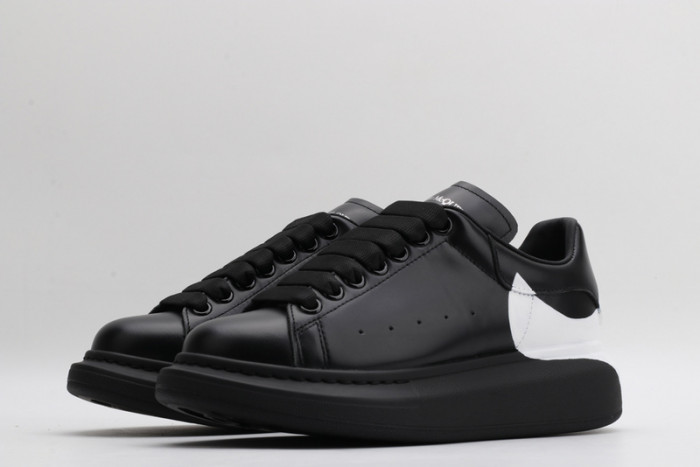 ALEXMQ Sneakers